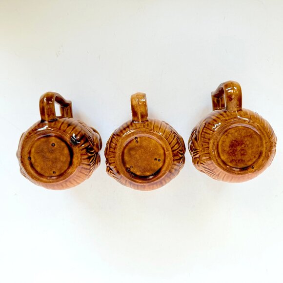 Vintage 70s Cottagecore Arnel's Merry Mushroom Ceramic Mug and Tray Snack Set - Picture 12 of 17